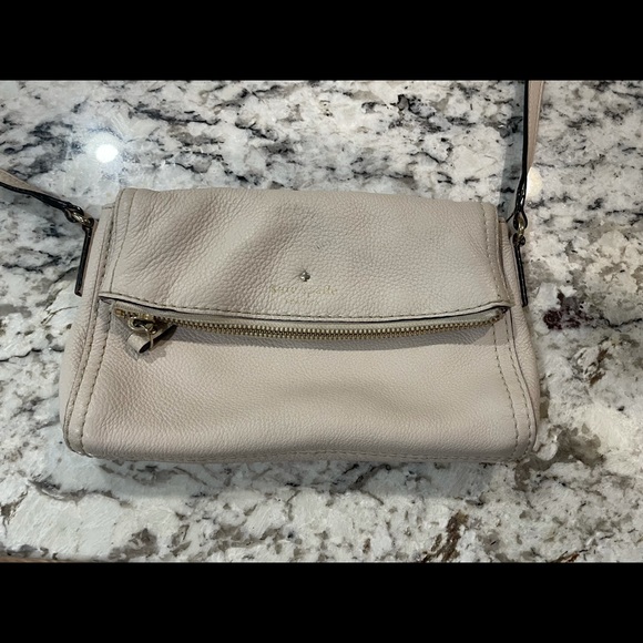 kate spade Handbags - Kate Spade Cobble Hill Marsala Cream Foldover Bag